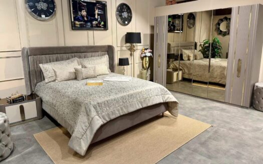 1-BEDROOM APARTMENT